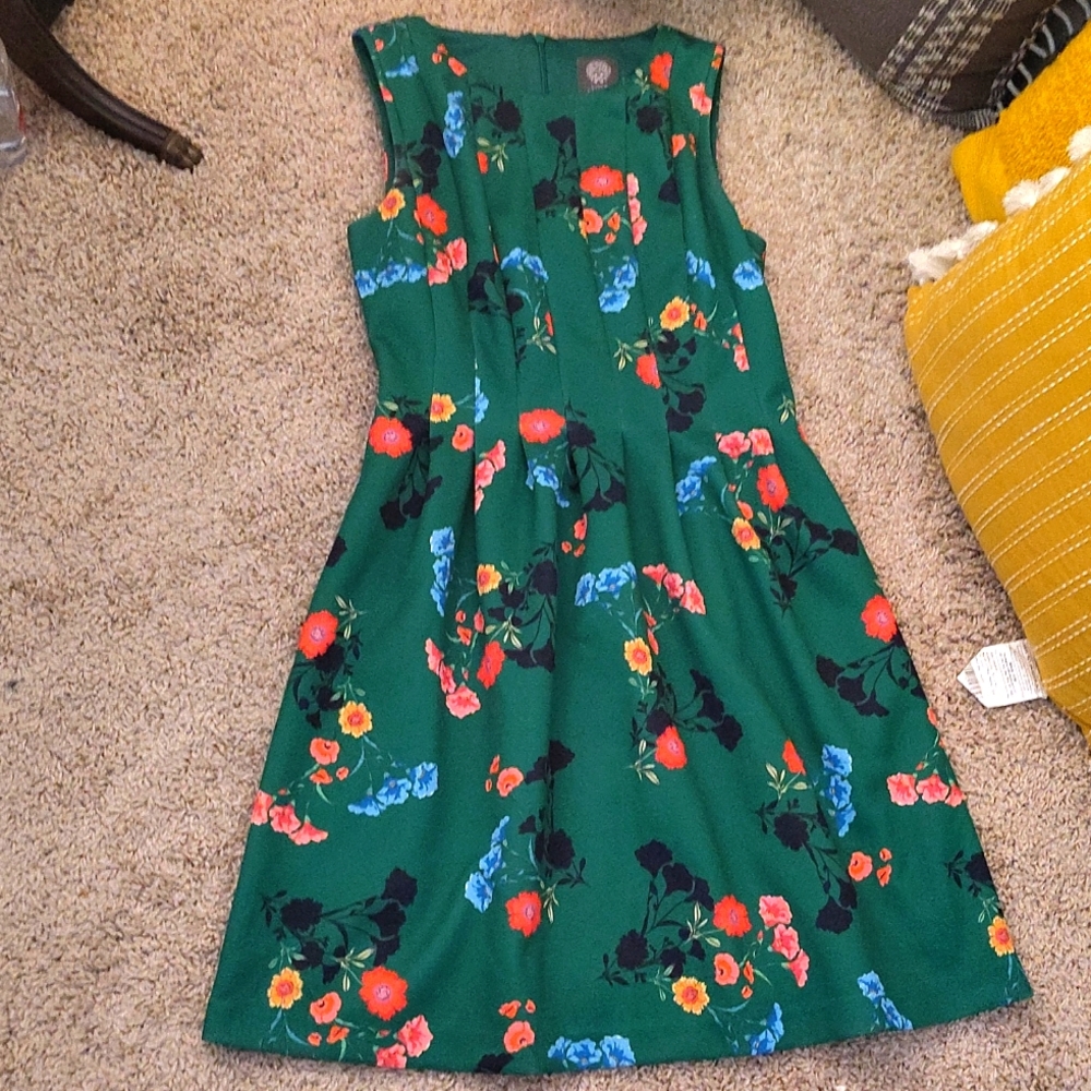 VINCE CAMUTO Floral Print Dress w/Pockets Size 6